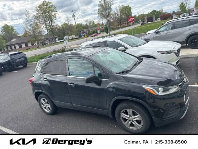 Used 2019 Chevrolet Trax LT w/ LT Convenience Package AWD/4WD image 6