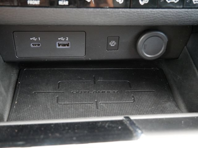 Used 2024 Mitsubishi Outlander SE AWD/4WD image 24