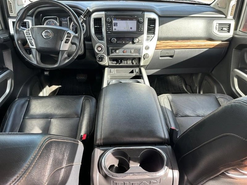 Used 2017 Nissan Titan SL w/ SL Towing Convenience Package AWD/4WD image 13