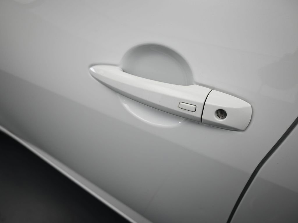 Used 2023 Nissan Sentra SV image 33