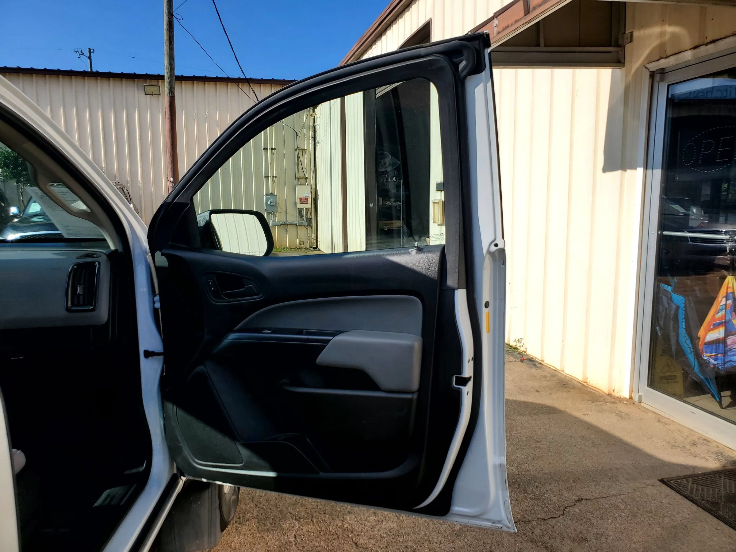 Used 2018 Chevrolet Colorado W/T RWD image 20