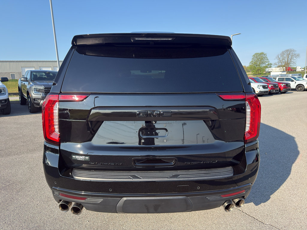 Used 2023 GMC Yukon Denali AWD/4WD image 6