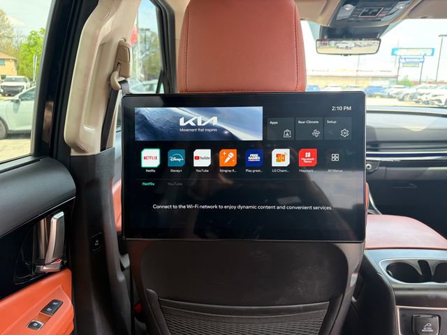 Certified 2025 Kia Carnival SX Prestige image 9
