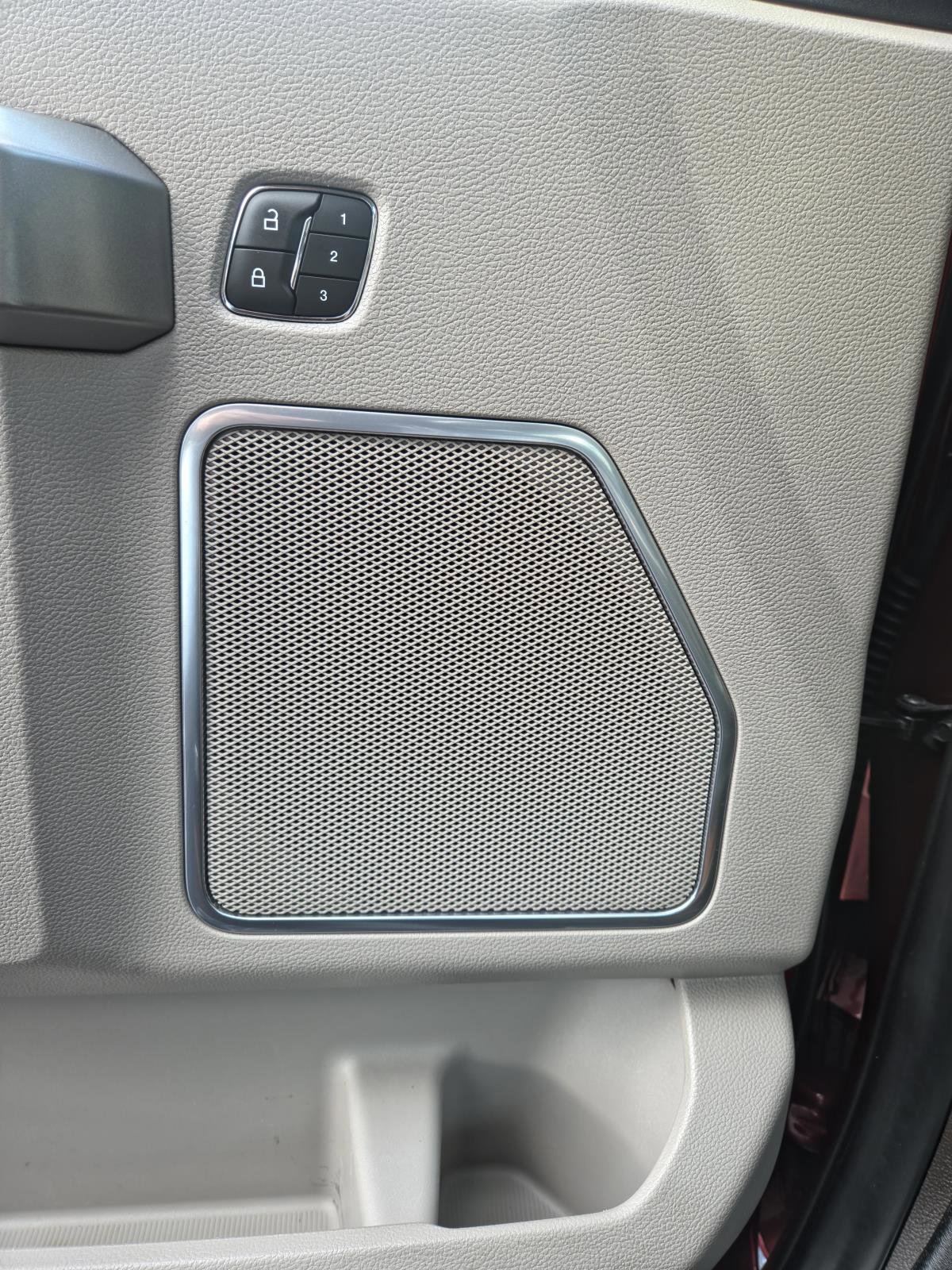 Used 2019 Ford F250 Limited image 24