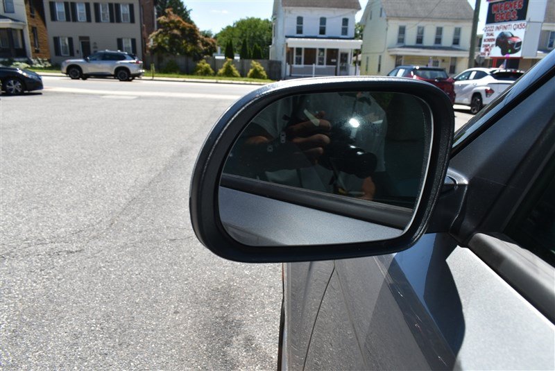 Used 2025 Kia Soul LX w/ LX Technology Package FWD image 8