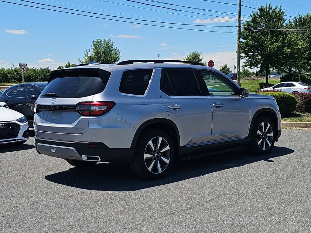 Used 2024 Honda Pilot Elite image 13