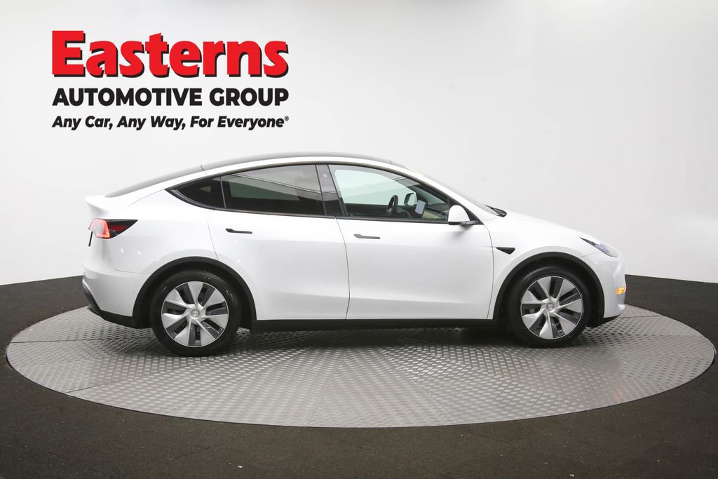 Used 2022 Tesla Model Y Long Range AWD/4WD image 39