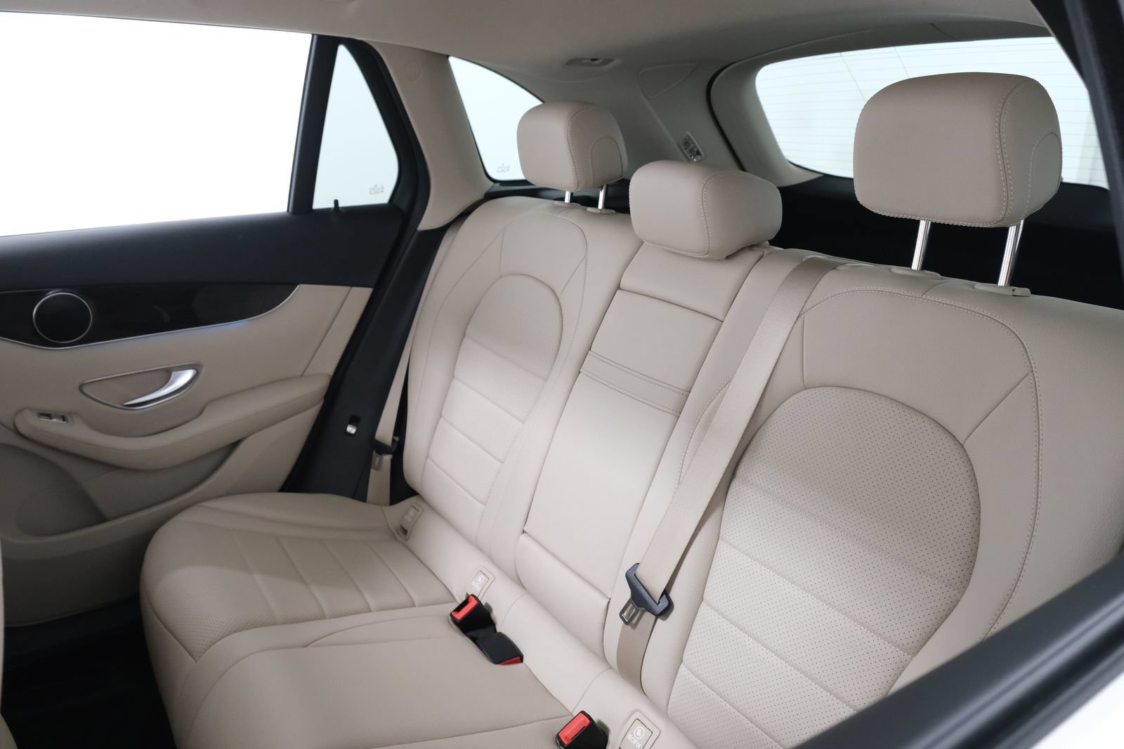 Used 2017 Mercedes-Benz GLC 300 4MATIC image 33