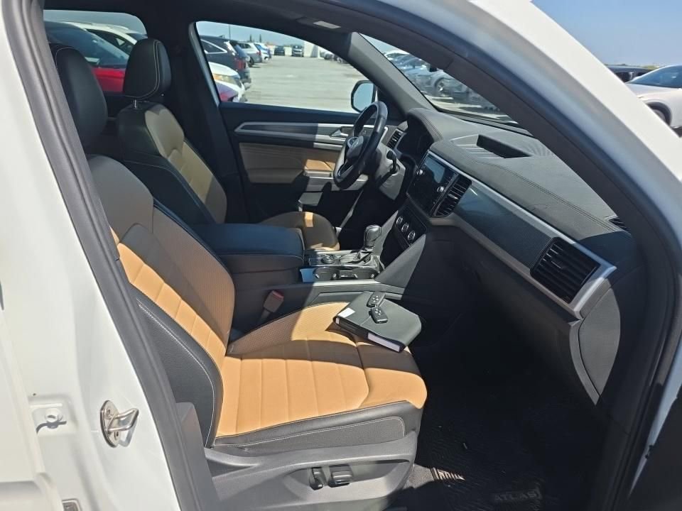 Used 2023 Volkswagen Atlas Cross Sport SEL Premium R-Line image 11