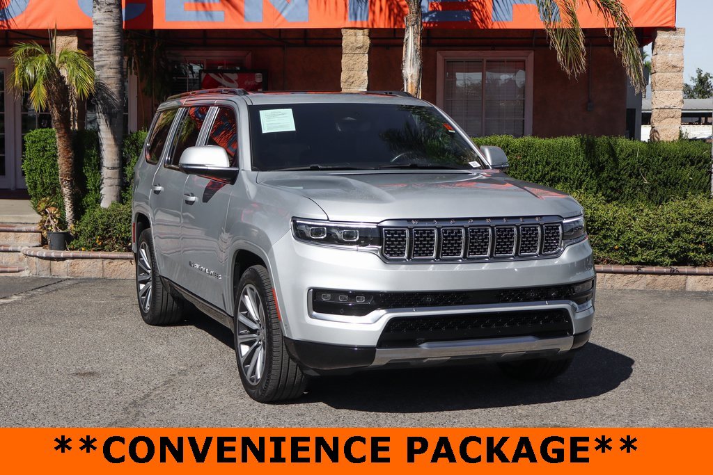 Used 2022 Jeep Grand Wagoneer Series II w/ Convenience Group III image 2