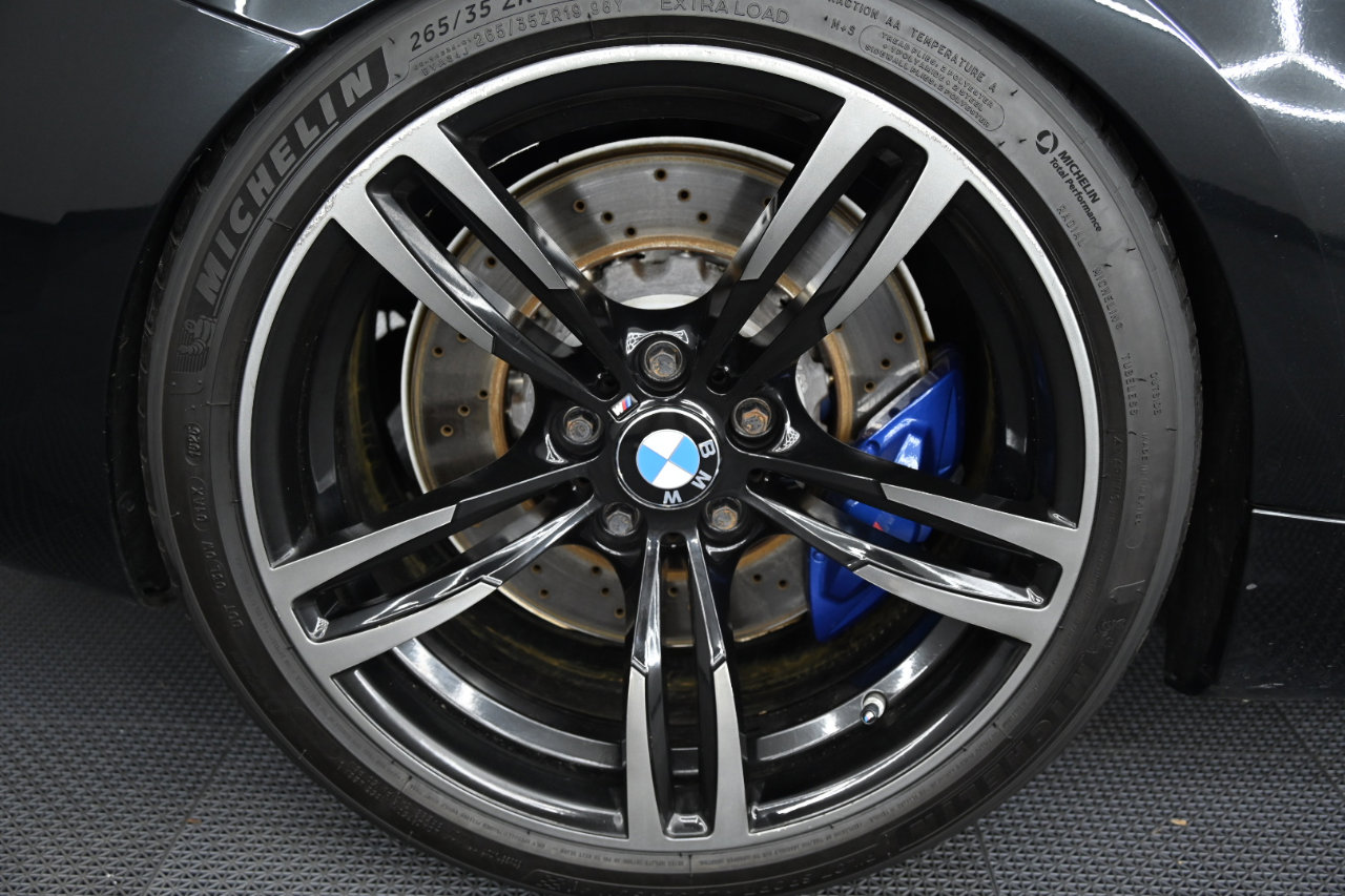 Used 2018 BMW M2 image 45