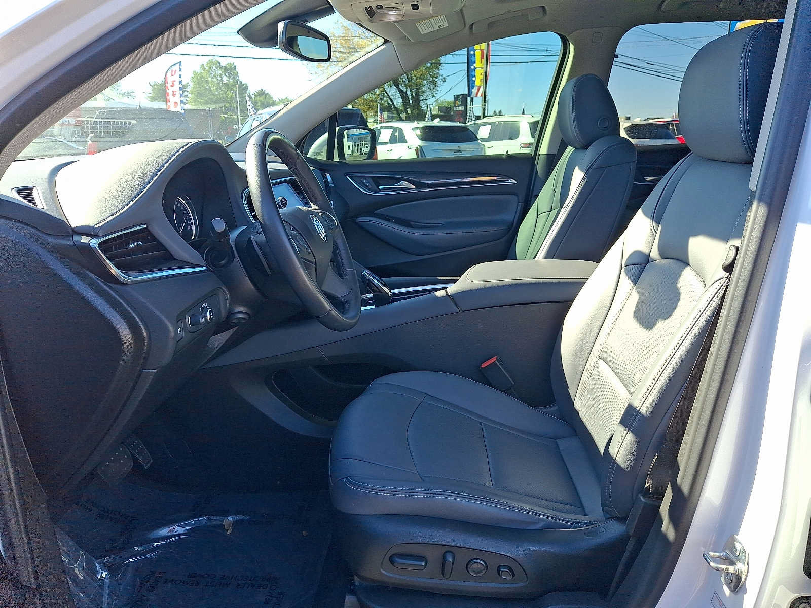Used 2021 Buick Enclave Premium w/ Experience Buick Package AWD/4WD image 13