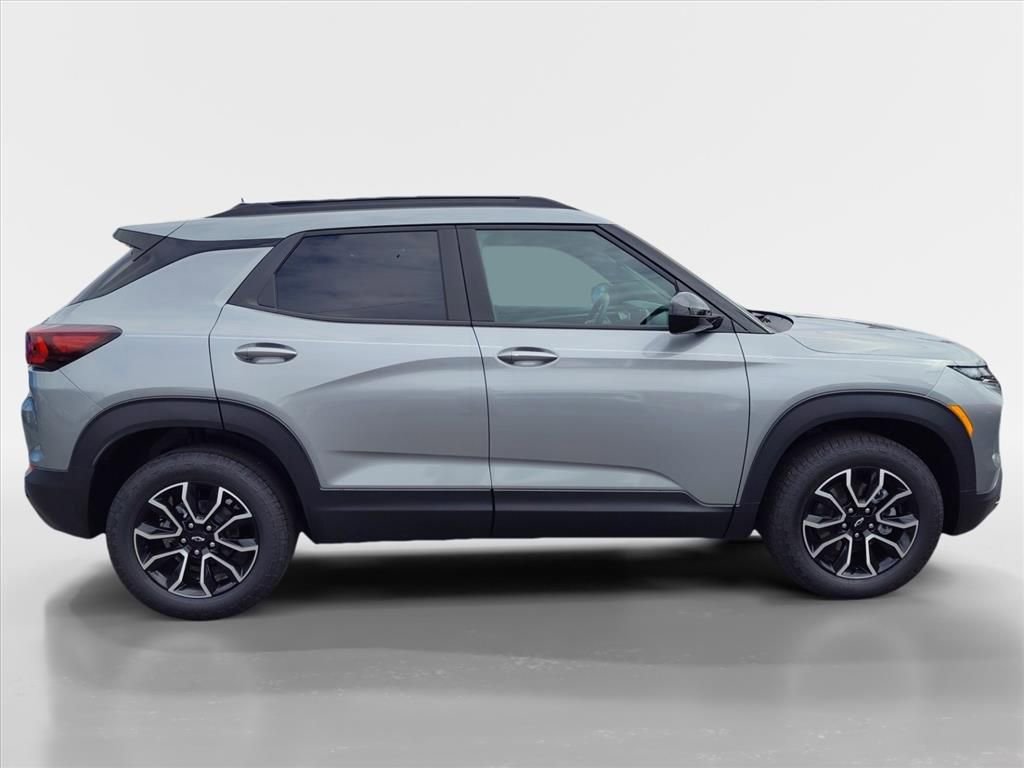 Used 2026 Chevrolet TrailBlazer ACTIV w/ Convenience Package image 6