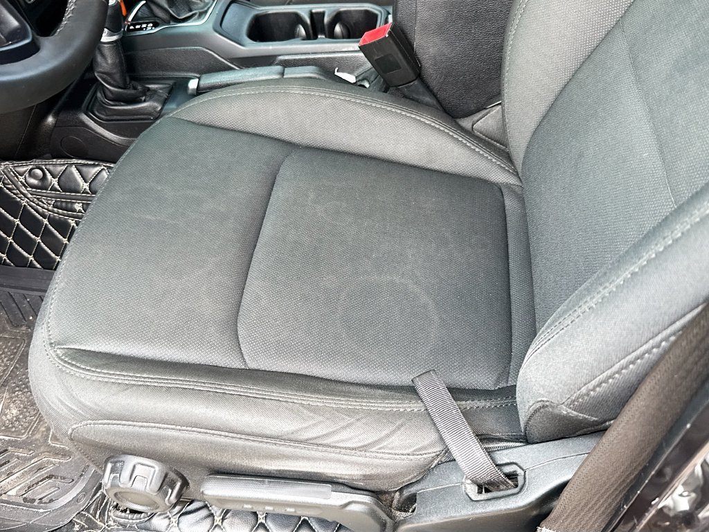 Used 2019 Jeep Wrangler Unlimited Sport S AWD/4WD image 21