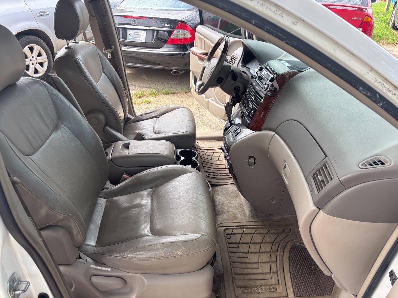Used 2004 Toyota Sienna XLE FWD image 15