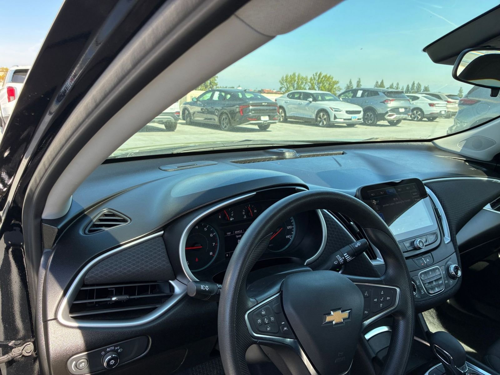 Used 2024 Chevrolet Malibu LT image 35