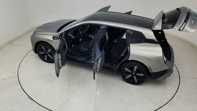 Used 2024 BMW iX xDrive50 w/ Premium Package image 83