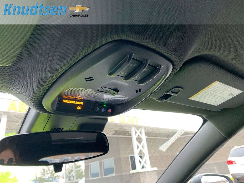 New 2026 Chevrolet Trax RS w/ Sunroof Package image 24