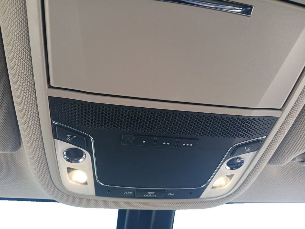 Used 2018 Honda Clarity Touring image 29