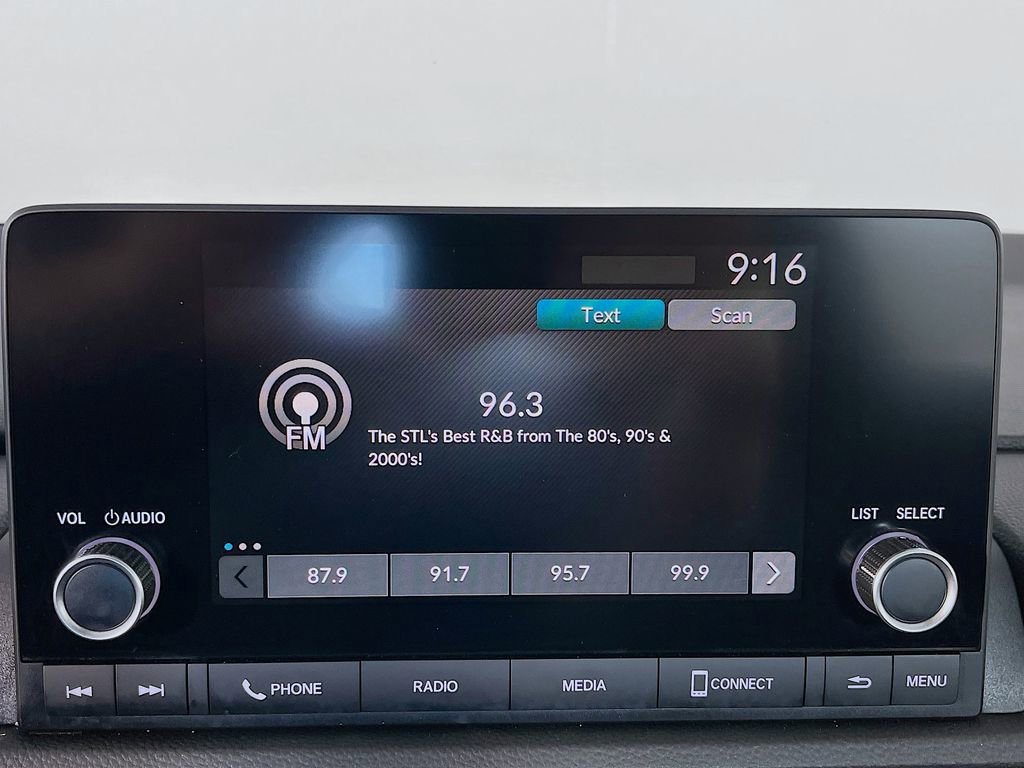 Used 2023 Honda CR-V LX image 18