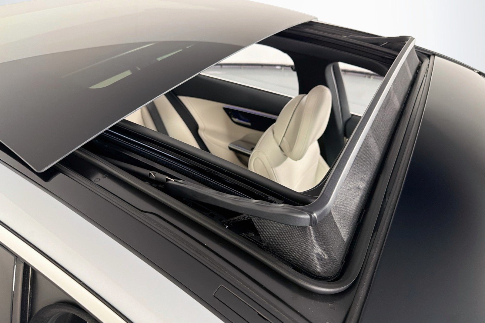 New 2026 Mercedes-Benz C 300 Sedan image 21
