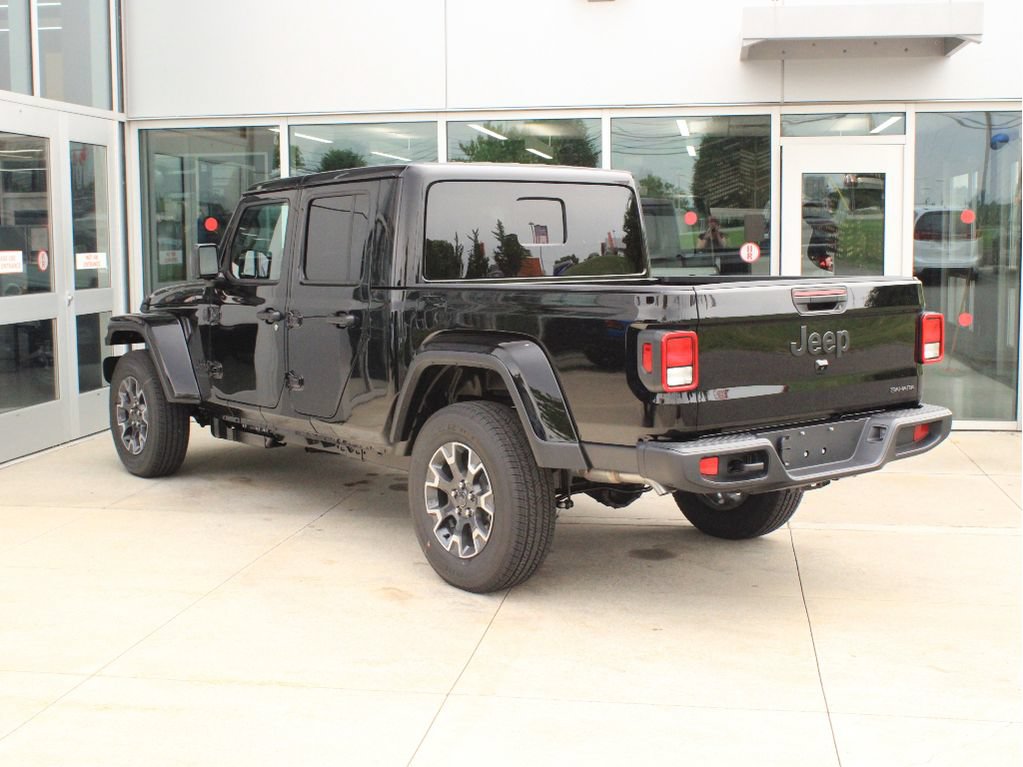New 2026 Jeep Gladiator Sport AWD/4WD image 8