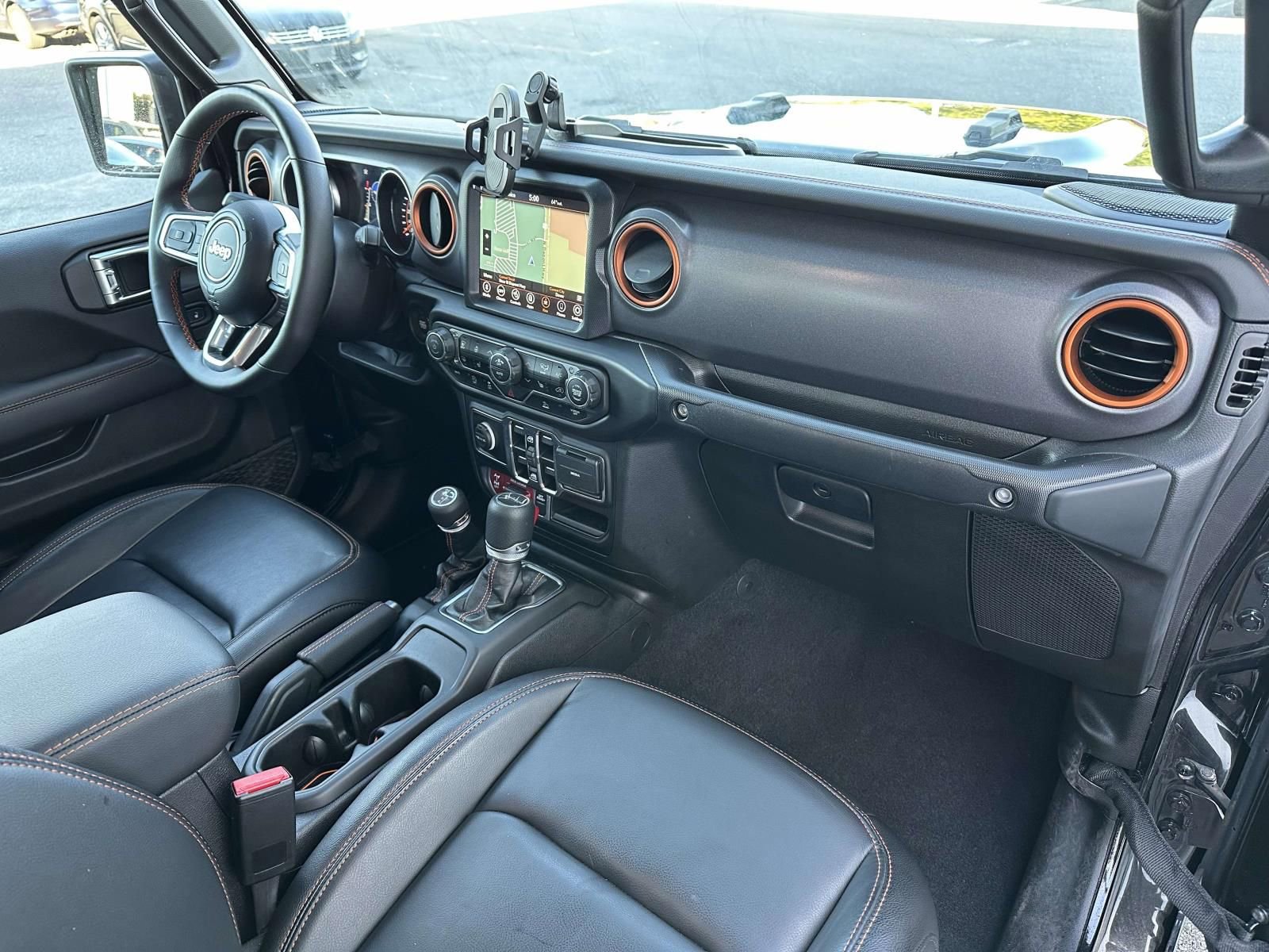 Used 2023 Jeep Gladiator Mojave w/ Cold Weather Group image 11