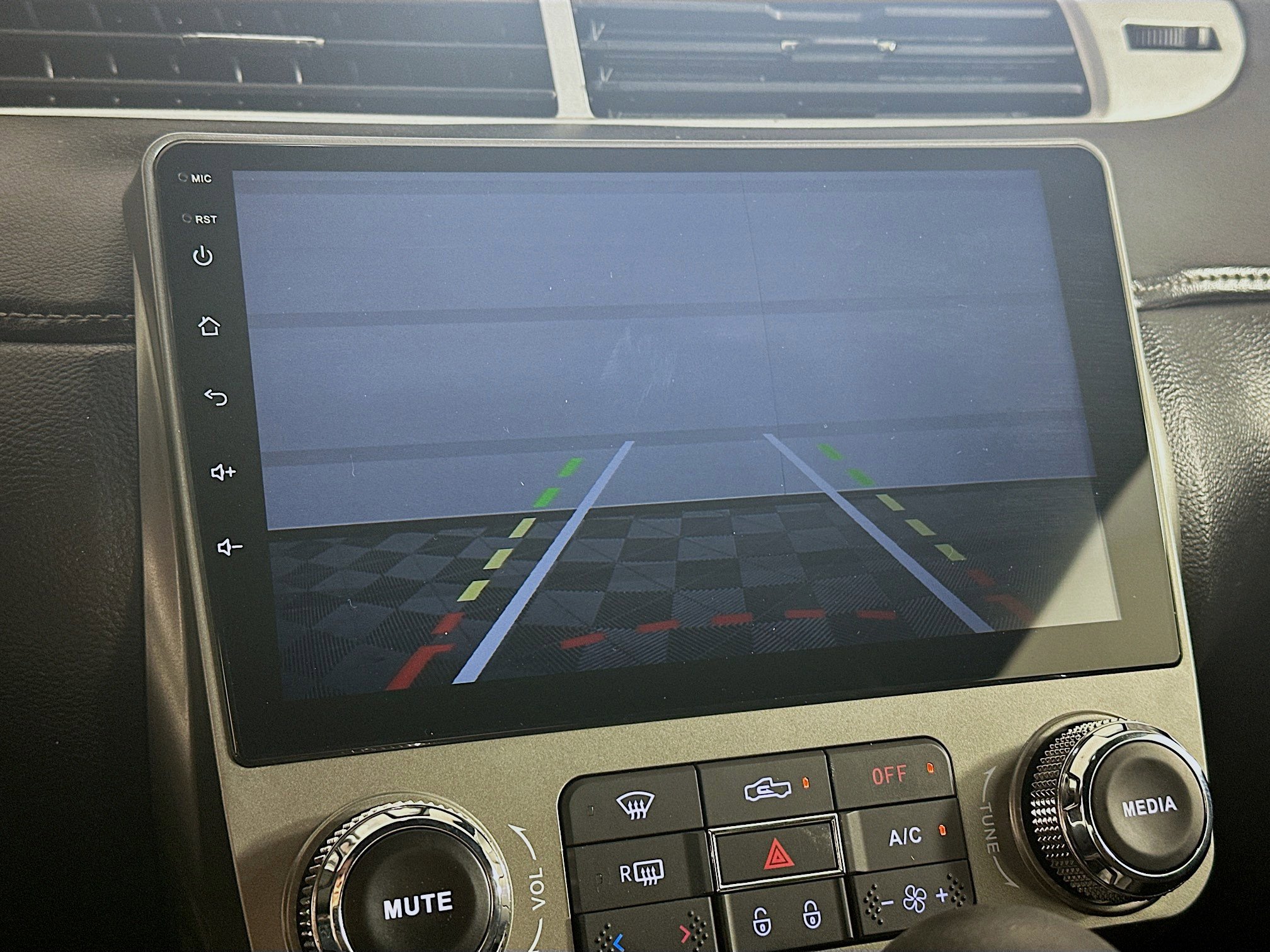 Used 2015 Chevrolet Camaro LS RWD image 23