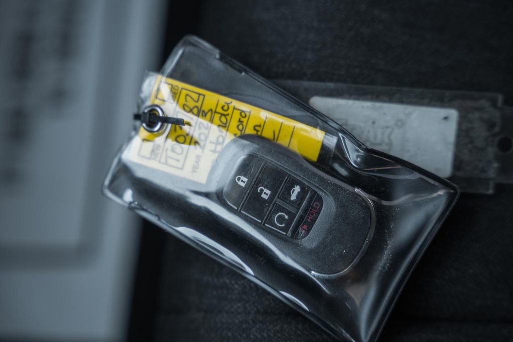 Certified 2023 Honda Accord EX image 39