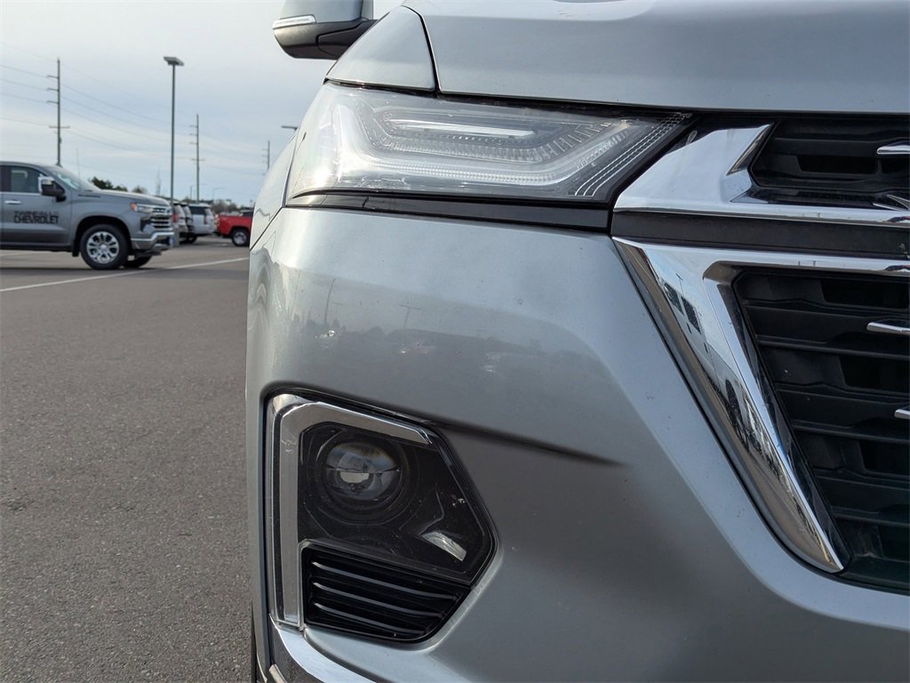 Used 2023 Chevrolet Traverse LT w/ Rear Camera Mirror Package image 47