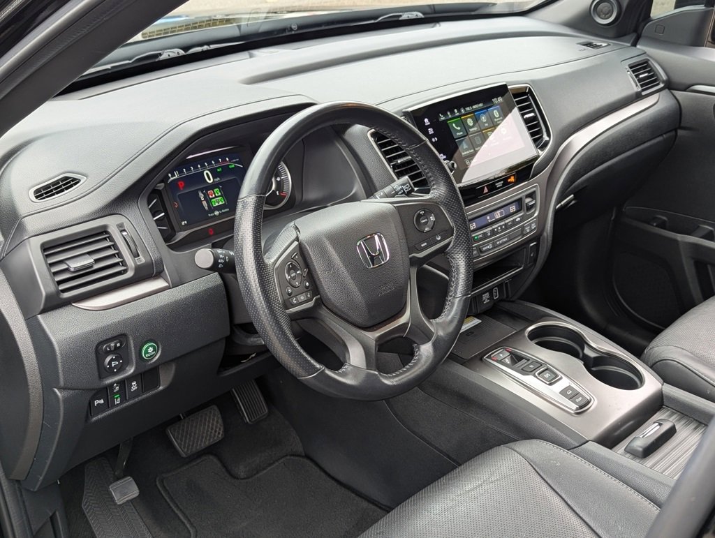 Used 2023 Honda Passport EX-L image 12