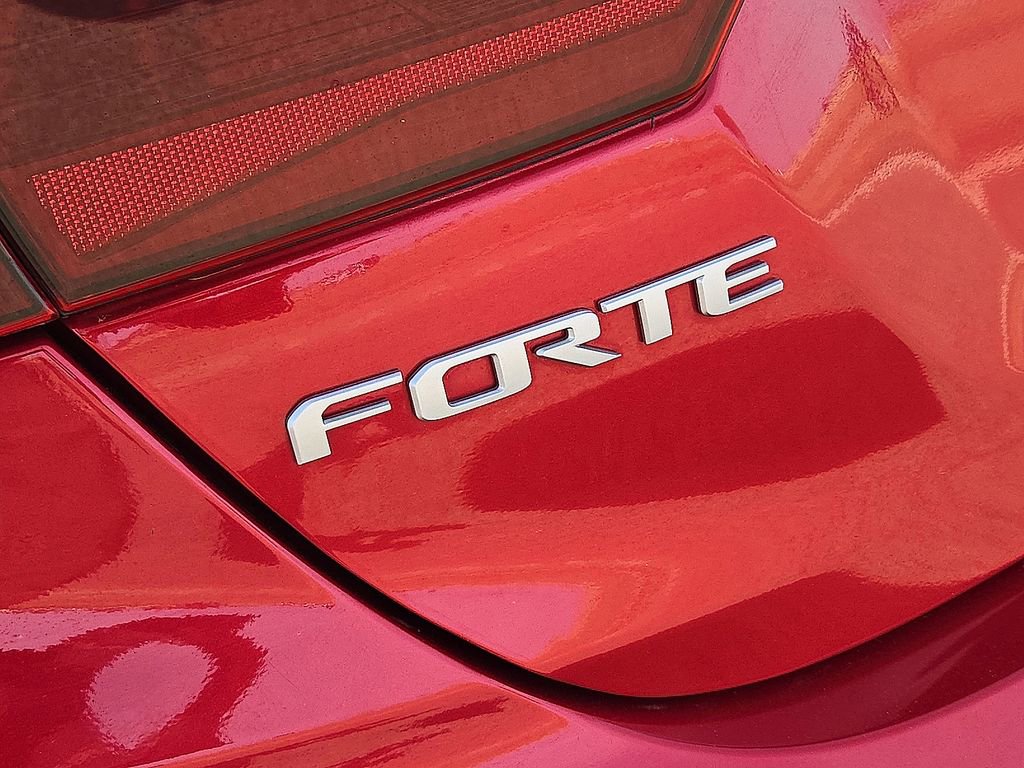 Used 2024 Kia Forte LXS image 12