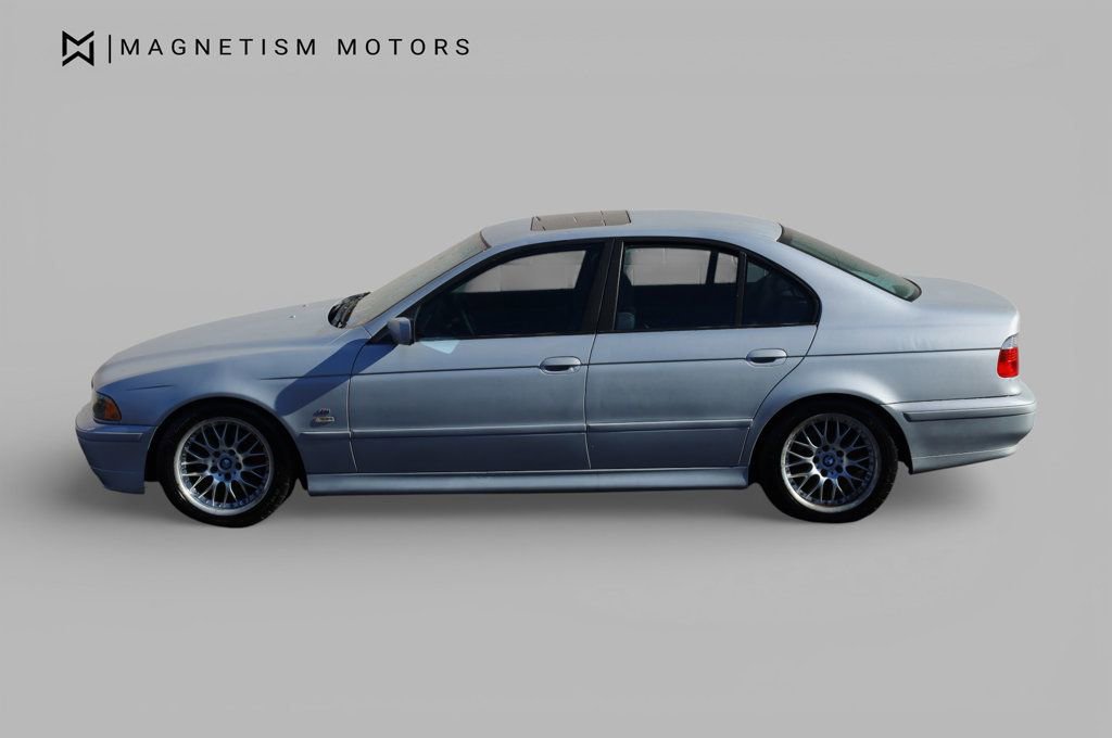Used 2001 BMW 530i Sedan image 3