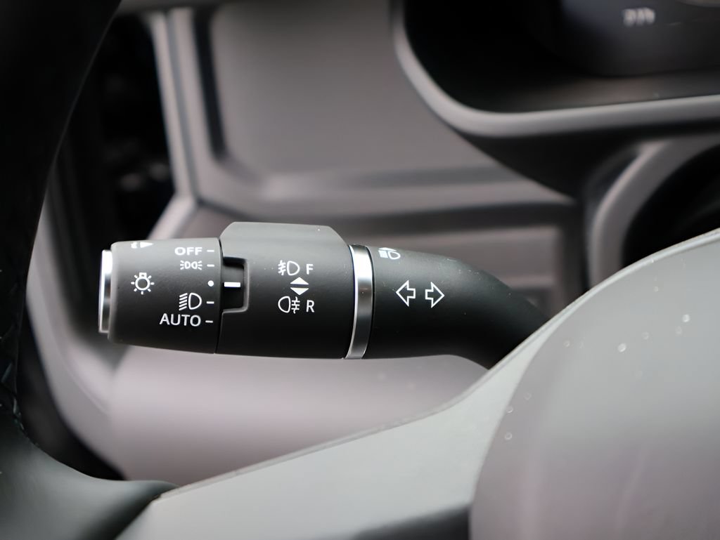 New 2026 Land Rover Defender 110 X-Dynamic SE AWD/4WD image 34