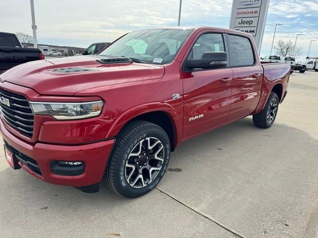 New 2026 RAM 1500 Laramie AWD/4WD image 3