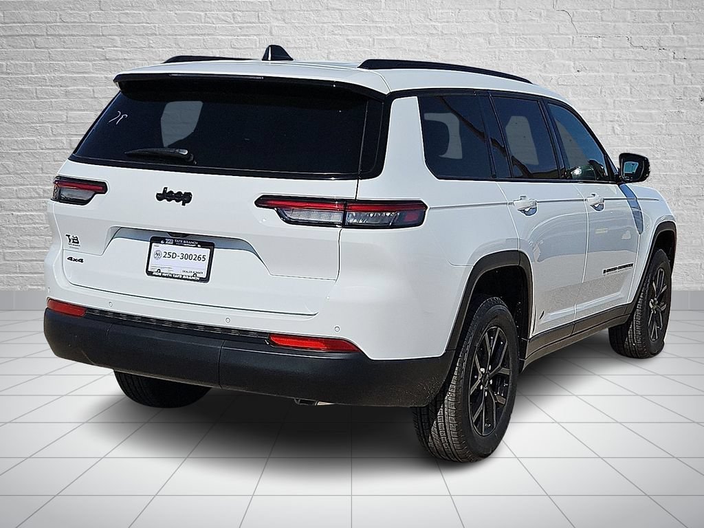 New 2025 Jeep Grand Cherokee L Laredo AWD/4WD image 4