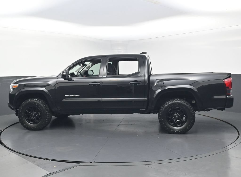 Used 2022 Toyota Tacoma SR5 w/ Technology Package RWD image 9