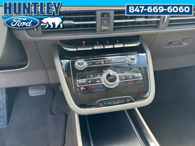 Used 2022 Lincoln Corsair AWD w/ Premium Package image 26