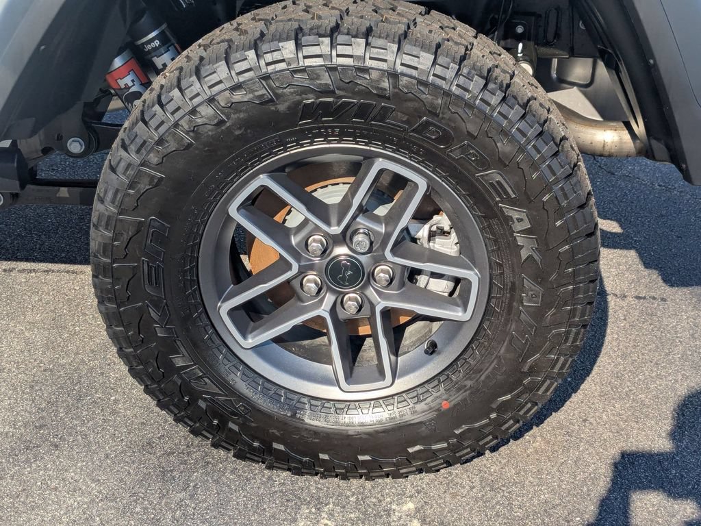 New 2026 Jeep Gladiator Mojave w/ Safety Group AWD/4WD image 8