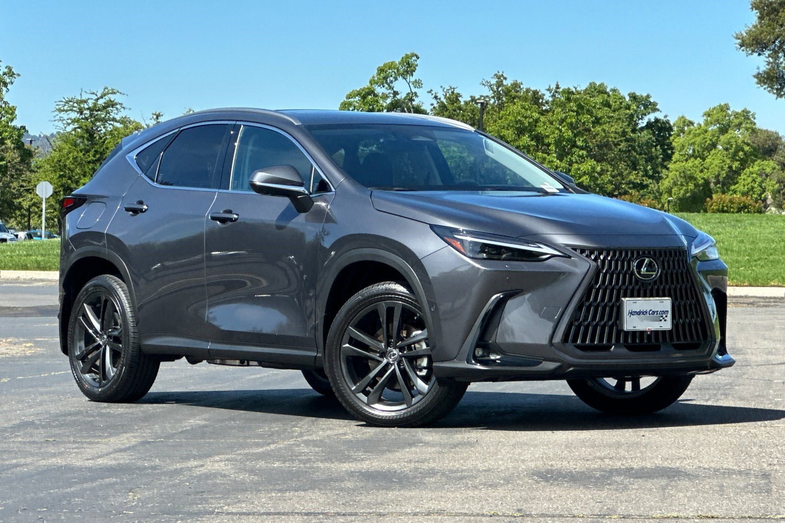 Used 2025 Lexus NX 450h+ AWD w/ Towing Package (2000 Lbs) image 2