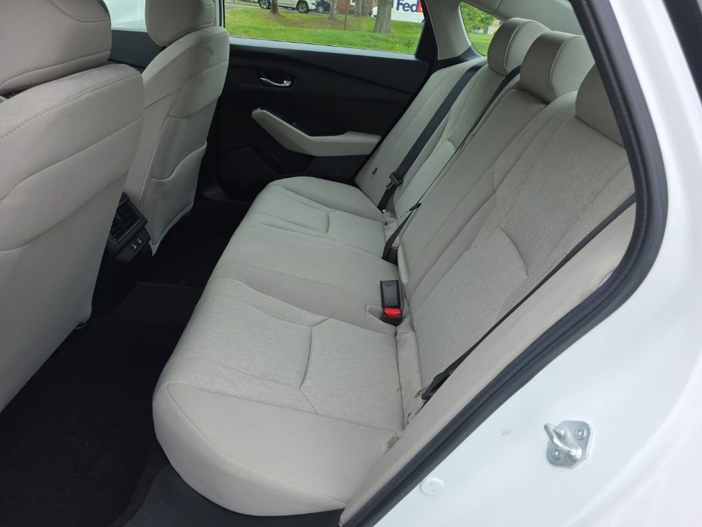 Certified 2025 Honda Accord SE image 22
