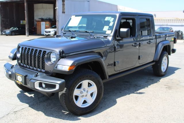 Used 2022 Jeep Gladiator Sport AWD/4WD image 13