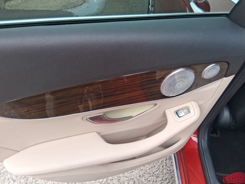 Used 2016 Mercedes-Benz C 300 Sedan image 14