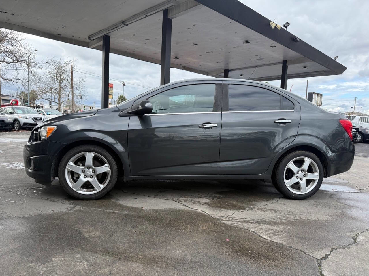 Used 2015 Chevrolet Sonic LTZ image 29