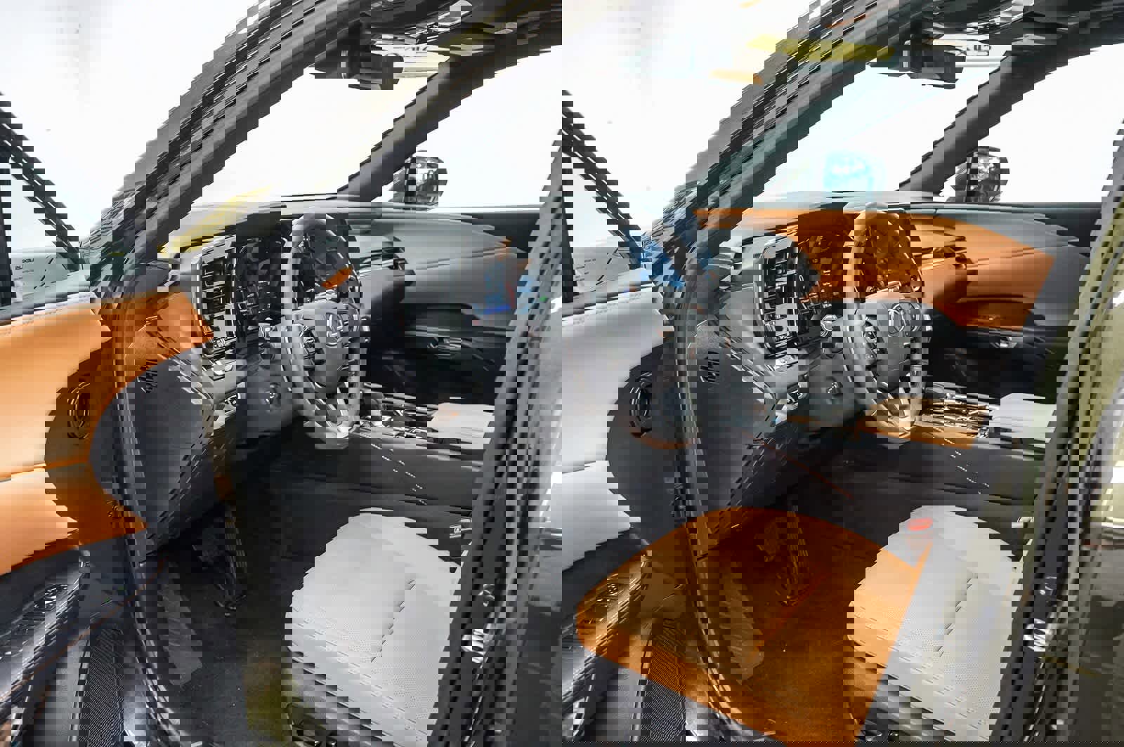 Used 2025 Lexus RX 350 FWD image 18