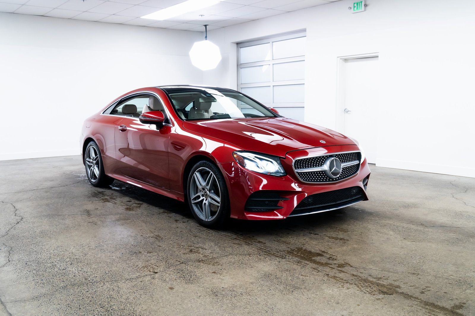 Used 2018 Mercedes-Benz E 400 E 400 image 24