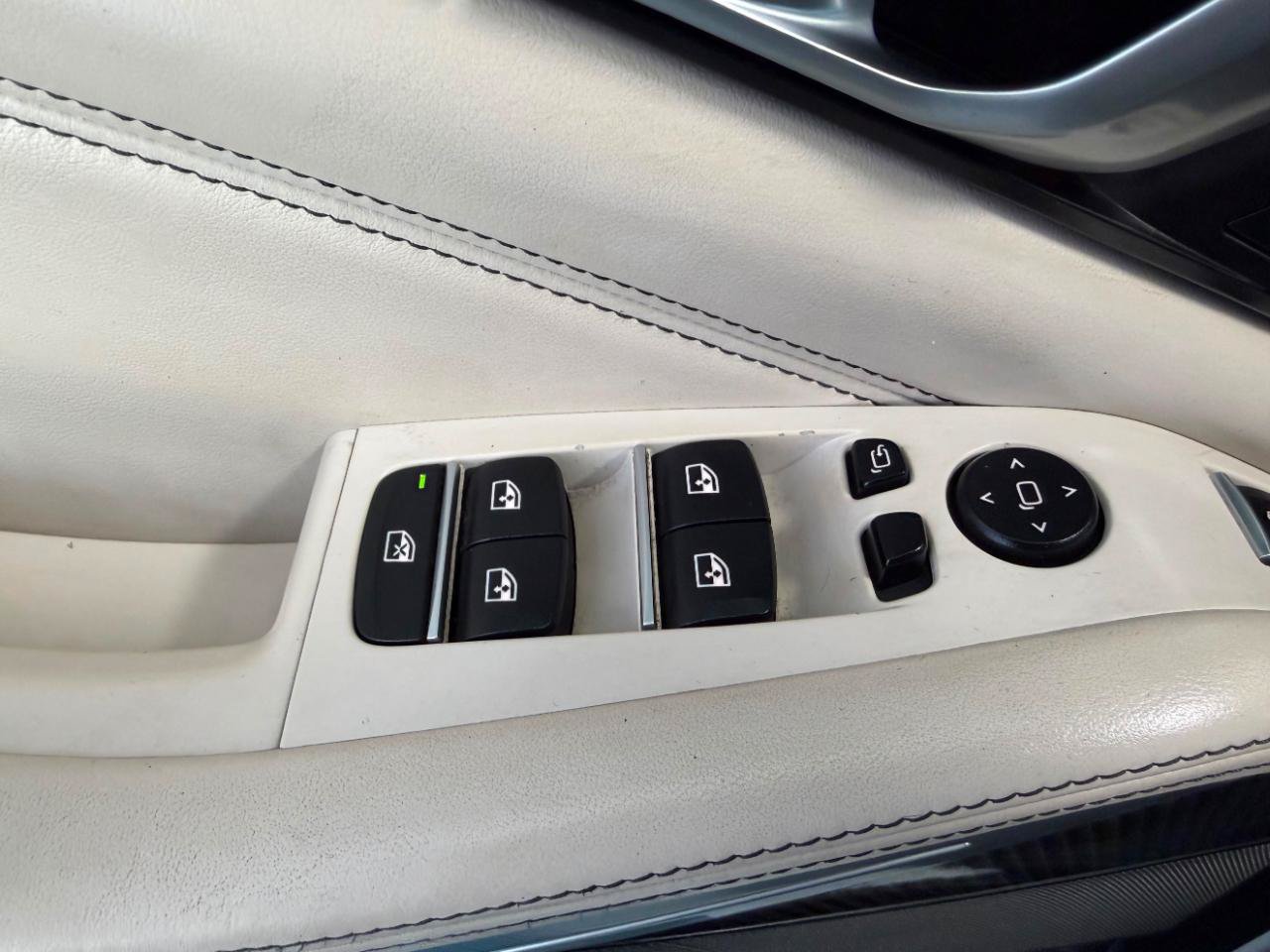 Used 2022 BMW X5 M50i w/ Premium Package AWD/4WD image 14