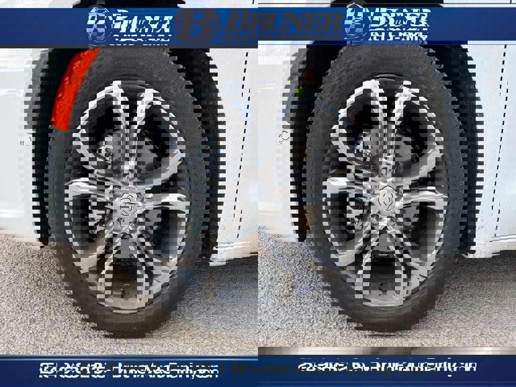 New 2026 Chrysler Pacifica Pinnacle image 10