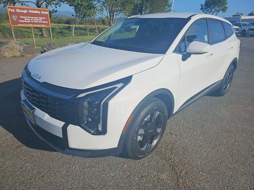 New 2026 Kia Sportage LX image 1