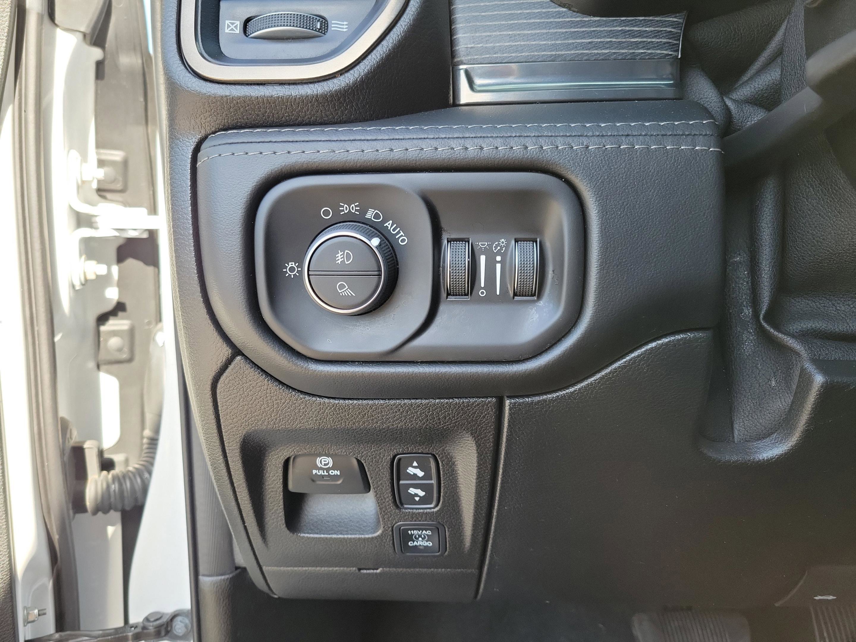 Used 2021 RAM 1500 Limited w/ Night Edition image 8